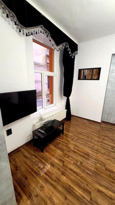 Modern Studio At Unirii 布加勒斯特 外观 照片